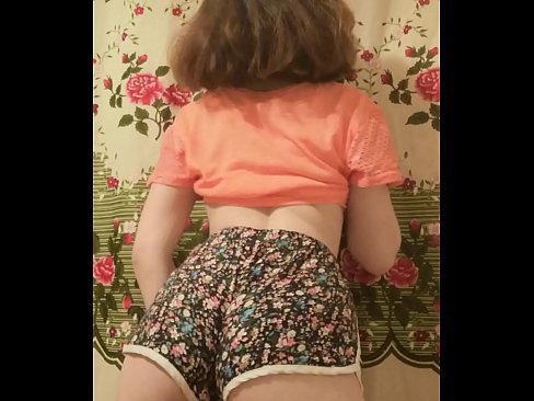 ❤️ Sexy me nyuam mos stripping tawm nws luv ntawm lub koob yees duab porno  ntawm hmn.pornpk.ru%  ib